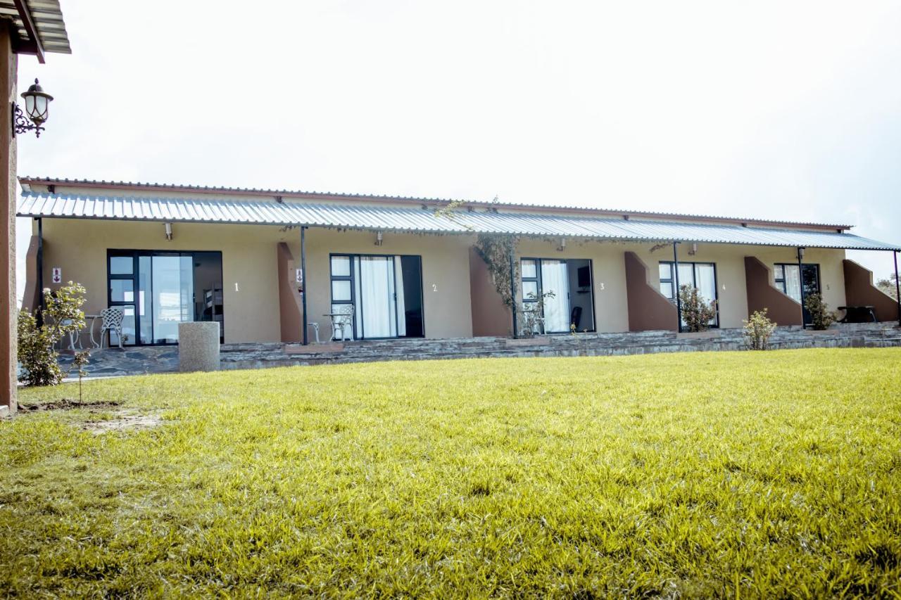 Plot 19 Villa Ghanzi ภายนอก รูปภาพ