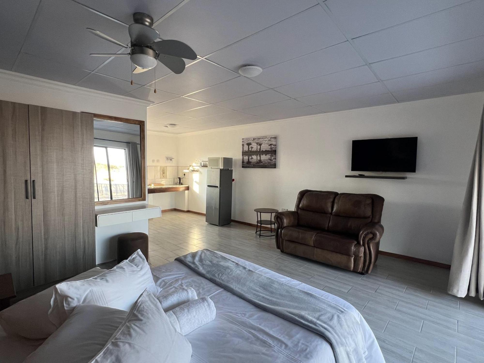 Plot 19 Villa Ghanzi ภายนอก รูปภาพ